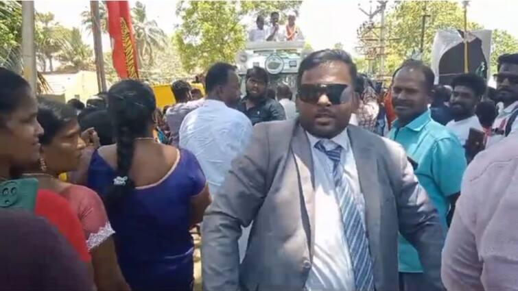 Lok Sabha Election 2024 Ramanathapuram candidate o Pannerselvam campaing - TNN தம்பி துபாயா, முதல்ல கூலிங் கிளாஸ் போடுங்க: ஓ.பி.எஸ். பிரசாரத்தில் பரபரப்பை ஏற்படுத்திய கோட்- சூட் வாலிபர்..!