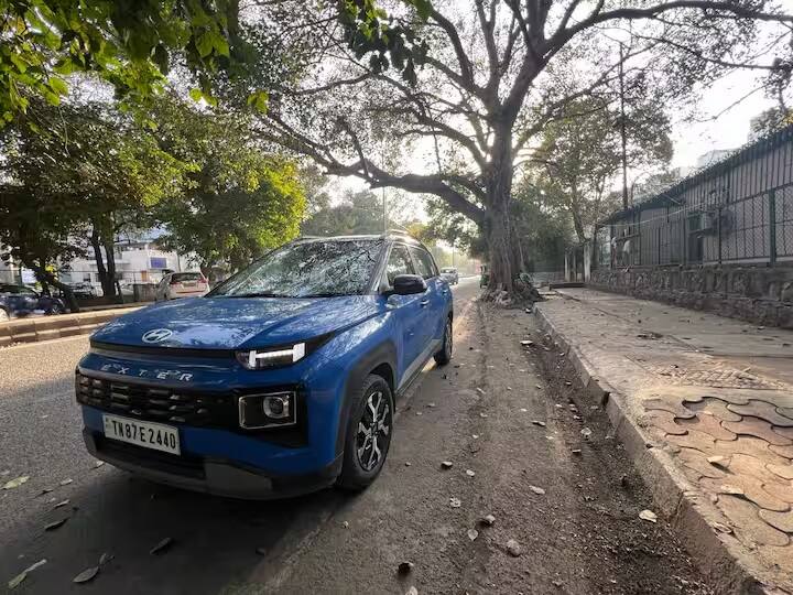 Hyundai Exeter એક નાની SUV છે, જે હેચબેકના ખરીદદારોને ટાર્ગેટ કરે છે. આ કારમાં H પેટર્ન DRL છે. આ ઉપરાંત તેના આગળના ભાગમાં બે ભાગની ગ્રીલ પણ લગાવવામાં આવી છે.