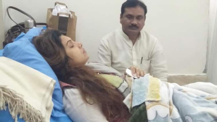 Kajal Nishad Health Update samajwadi party leader shifted to icu in lucknow Kajal Nishad Health: काजल निषाद के स्वास्थ्य पर आया बड़ा अपडेट, पति ने दी अहम जानकारी