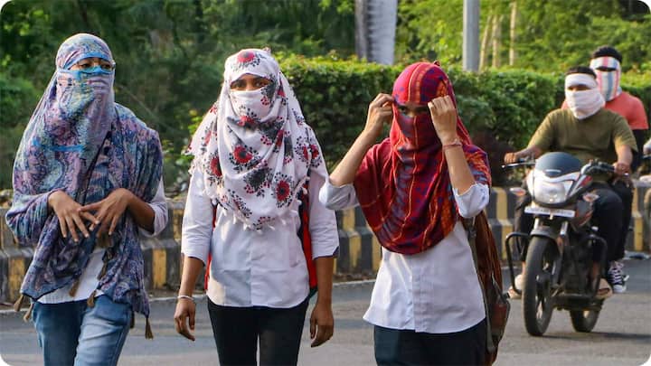आठ अप्रैल से 13 अप्रैल के बीच 36 से 38 डिग्री सेल्सियस के बीच रहेगा. इस दौरान दिल्ली में आंशिक रूप से बादल छाए रहेंगे.