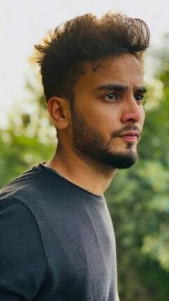 Elvish Yadav Interviews: 'अब पहली जैसी लाइफ नहीं रही' | ABP Shorts