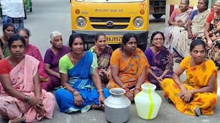 30 நாட்களுக்கும் மேலாக குடிநீர் வரவில்லை.. காலி குடங்களுடன் நகராட்சி அலுவலகத்தை முற்றுகையிட்ட பெண்கள்