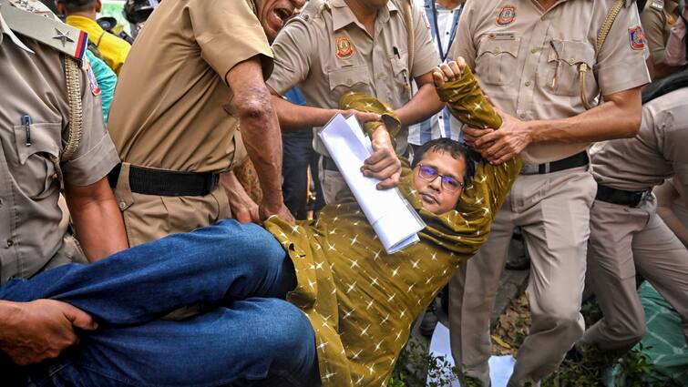 TMC, BJP Spar As Derek O’Brien-Led Delegation Detained For Protest Outdoors EC Workplace In Delhi