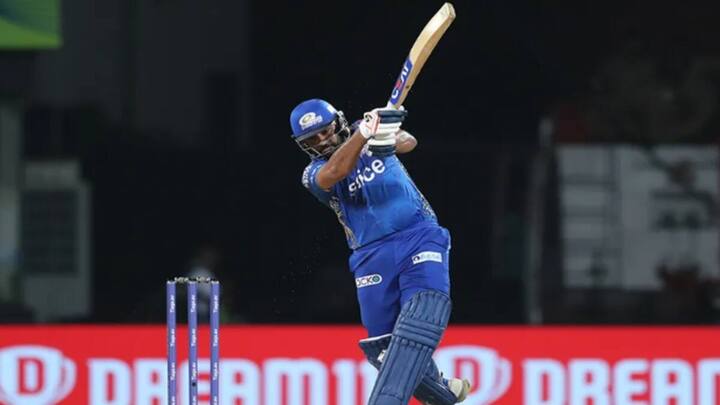 इस फेहरिस्त में तीसरे पायदान पर रोहित शर्मा हैं. रोहित शर्मा ने 19 बार प्लेयर ऑफ द मैच का अवॉर्ड जीता है. रोहित शर्मा मुंबई इंडियंस के अलावा डेक्कन चार्जर्स हैदराबाद का हिस्सा रह चुके हैं. (फोटो क्रेडिट- सोशल मीडिया)