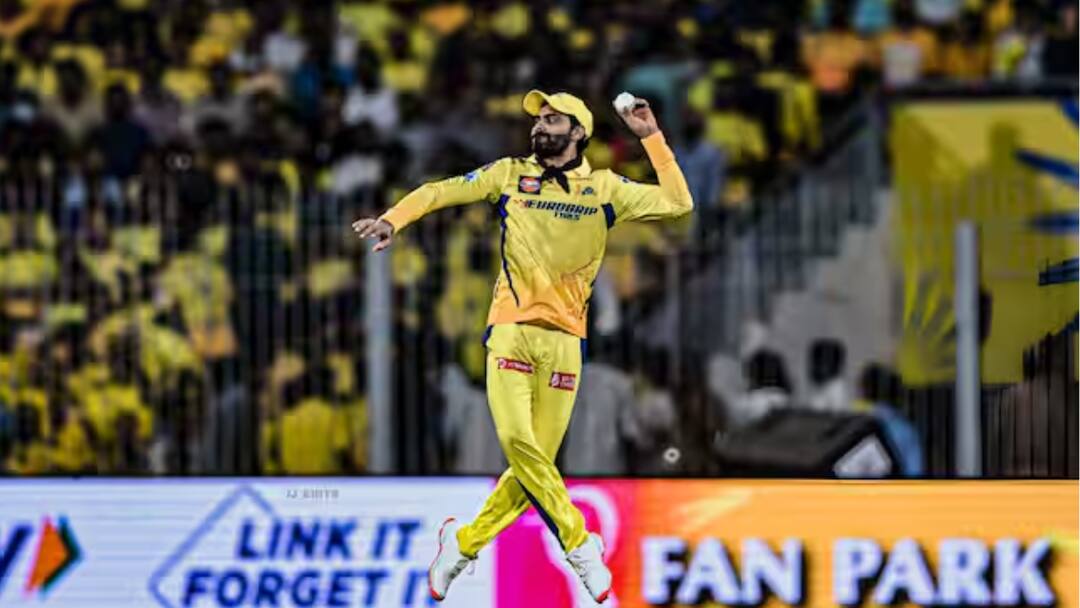 IPL 2024: క్యాచుల్లో సెంచరీ కొట్టిన జడేజా, జడ్డూ అరుదైన రికార్డు Ravindra Jadeja Becomes Fifth Player in IPL History to Claim 100 Catches IPL 2024: క్యాచుల్లో సెంచరీ కొట్టిన జడేజా, జడ్డూ అరుదైన రికార్డు