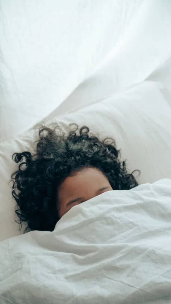 ஆழ்ந்த தூக்கம் வேண்டுமா? இந்த உணவுகளை டயட்டில் சேருங்க!