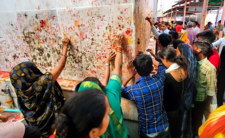 Devotees at the Kaila Devi Temple on the first day of Chaitra Navratri, in Karauli. (Image Source: PTI)