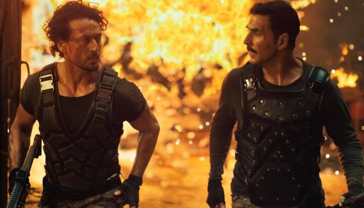 फिल्म की रिलीज को आगे बढ़ने की वजह से अब फिल्म के पेड प्रिव्यू शोज नहीं चलाए जाएंगे. दर्शकों अब ये फिल्म सीधे सिनेमाघरों में ही देख सकेंगे.