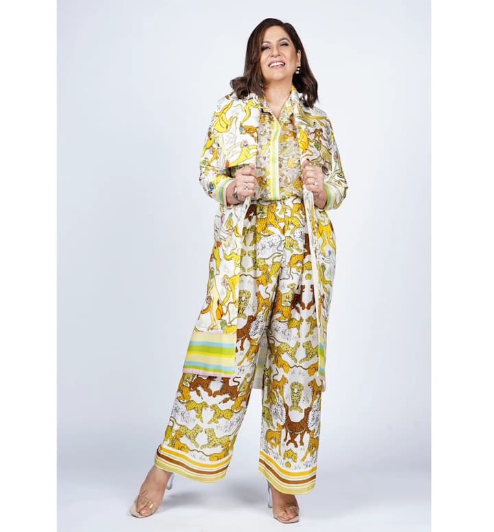 अर्चना पूरन सिंह अब एक्टिंग से ज्यादा कपिल शर्मा के शो पर ठहाके लगाने के लिए जानी जाती हैं. उनका जोरदार हंसी और अंदाज दोनों ही फैंस को काफी ज्यादा पसंद है.