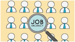 Job Alert: झारखंड से लेकर, गुजरात और बिहार तक, यहां चल रही है 70 हजार पदों पर भर्ती, आप किसके लिए कर सकते हैं अप्लाई?