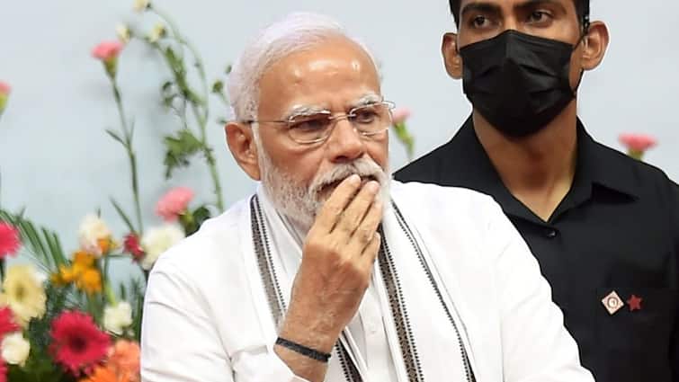 Lok Sabha Election 2024: कौन है पीएम मोदी का जबरा फैन! जिसके घर में है उनका मंदिर, काली मां को चढ़ाया उंगली काटकर खून