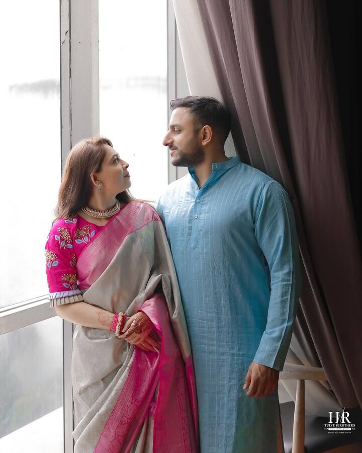 त्यामुळे नवीन उद्योगाचा, व्यवसायाचा आरंभ करण्यास हा उत्तम मुहूर्त समजला जातो. घरोघरी गुढी उभारुन नववर्षाची सुरुवात केली जाते.