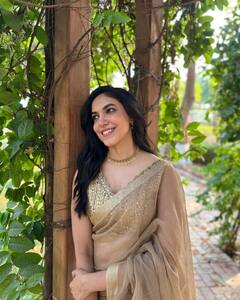 Ritu Varma : చీరకట్టులో అందంగా ఉగాది విషెష్ చెప్తోన్న తెలుగు హీరోయిన్