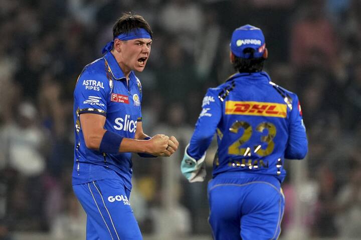 3. Gerald Coetzee (Mumbai Indians): 7 wickets from 4 matches, Economy: 10.62