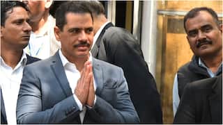 UP Politics: मैं राजनीति में रहूं या नहीं... मथुरा पहुंचे रॉबर्ट वाड्रा ने दिए बड़े संकेत, अमेठी पर किया बड़ा दावा