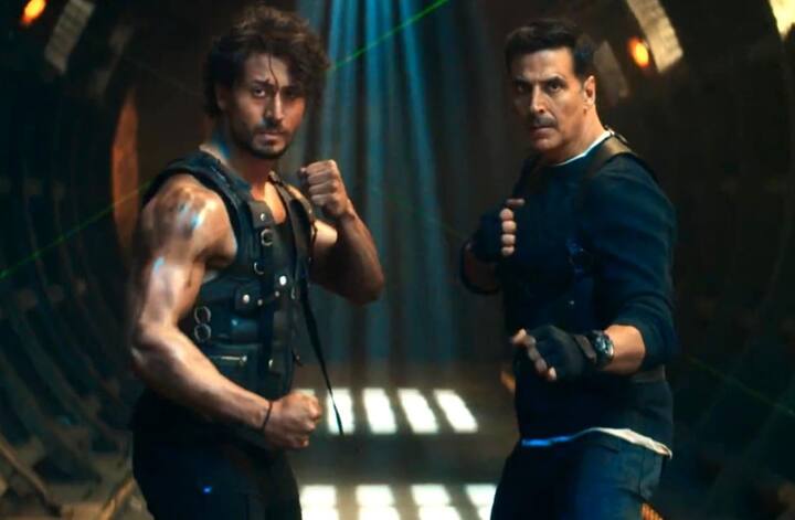 अक्षय कुमार और टाइगर श्रॉफ की 'बड़े मियां छोटे मियां' अब 11 अप्रैल को ईद के दिन रिलीज होगी.