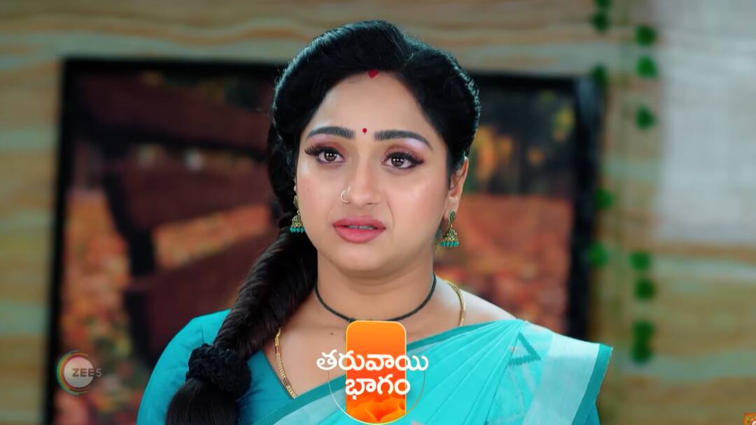 Trinayani Serial Today April 10th: 'త్రినయని' సీరియల్: ఇంటి దొంగని పట్టిచ్చిన హనుమాన్ వాలా.. చెల్లిని కనిపెట్టే ఇంట్లో అడుగుపెడతానని శపథం చేసిన లలితాదేవి! trinayani serial today april 10th episode written update in telugu Trinayani Serial Today April 10th: 'త్రినయని' సీరియల్: ఇంటి దొంగని పట్టిచ్చిన హనుమాన్ వాలా.. చెల్లిని కనిపెట్టే ఇంట్లో అడుగుపెడతానని శపథం చేసిన లలితాదేవి!