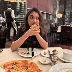 Priyanka Mohan : పిజ్జా తింటూ చిల్ అవుతున్న ప్రియాంక మోహన్.. ఫోటోలు క్రేజీగా ఉన్నాయిగా