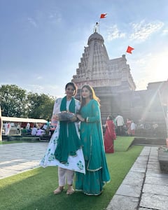 Raveena Tandon Visits Trimbakeshwar Shiva Temple With Daughter Rasha - See Pics
