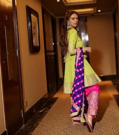 Aditi Rao Hydari Looks Like A Royalty As She Promotes Heeramandi - See Pics