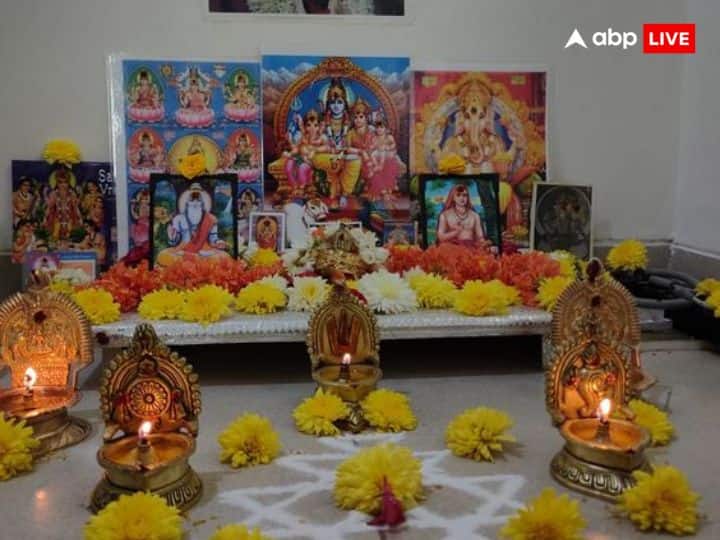 मंदिर में मूर्ति नियम का पालन और दिशा नियम का पालन करना बहुत जरूरी है. इस बातों का खास ख्याल रखा जाता है.