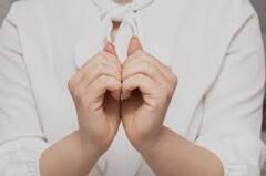 Hair Growth: ਕੀ ਨਹੁੰ ਰਗੜਨ ਨਾਲ ਵਾਲਾਂ ਨੂੰ ਹੁੰਦਾ ਹੈ ਲਾਭ? ਜਾਣੋ ਸਚਾਈ