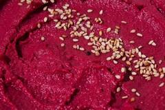 Beetroot Face Pack: घर पर बनाएं चुकंदर से फेस पैक, एक बार लगाने से आ जाएगा चेहरे पर निखार!