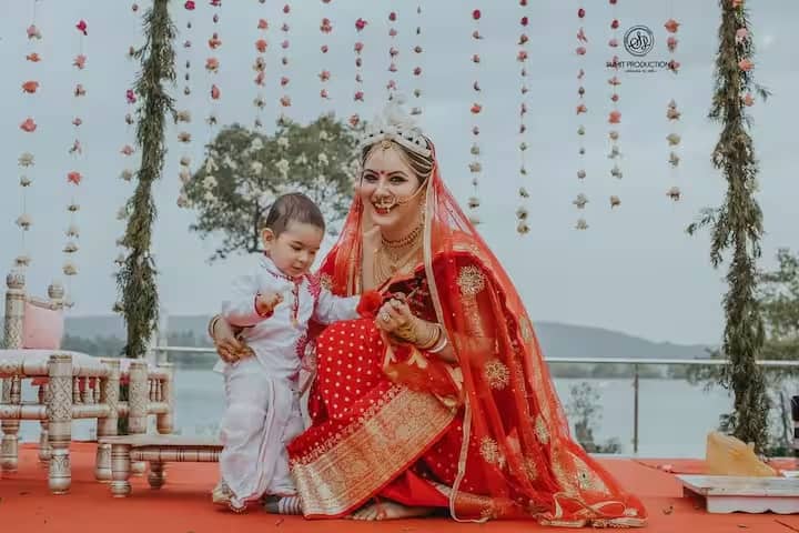 साल 2021 में पूजा और कुणाल ने गोवा में दोबारा शादी की। इस जोड़े की शादी बंगाली रीति-रिवाज से हुई और तब तक उनका बेटा एक साल का हो चुका था।