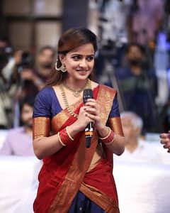 Vaishnavi Chaitanya : లవ్​ మీ మూవీ ఆడియో లాంఛ్​కి లంగాఓణీలో వచ్చిన వైష్ణవి చైతన్య.. 30 ఏళ్లు అంటే నమ్మలేం