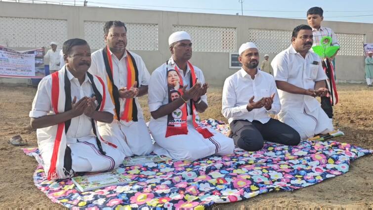 Lok Sabha Election 2024 Vellore AIADMK candidate S. Pashupati gathered votes by offering prayers along with Muslims - TNN இஸ்லாமியர்களோடு இணைந்து  தொழுகை செய்து வாக்கு சேகரித்த அதிமுக வேட்பாளர்