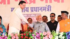 जब मंच पर PM मोदी ने सीएम धामी का हाथ पकड़ दिखाया ‘सही रास्ता’, वीडियो वायरल