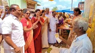 சிங்கம்புணரியில் வாக்கு சேகரிக்க களம் இறங்கிய கார்த்திக் சிதம்பரத்தின் மனைவி..