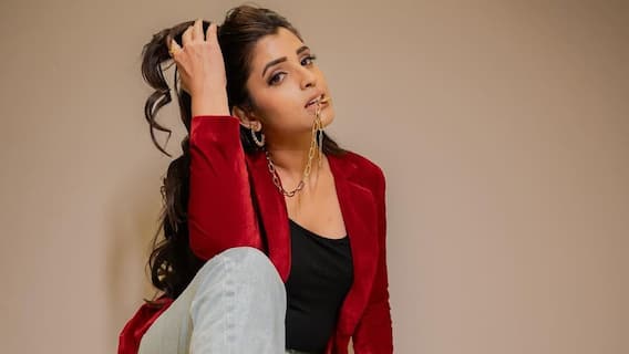 Anchor Shyamala: యాంకర్ శ్యామల స్టన్నింగ్ లుక్ - నిషా కళ్ళతో మతిపోగొడుతున్న భామ Anchor Shyamala: యాంకర్ శ్యామల స్టన్నింగ్ లుక్ - నిషా కళ్ళతో మతిపోగొడుతున్న భామ