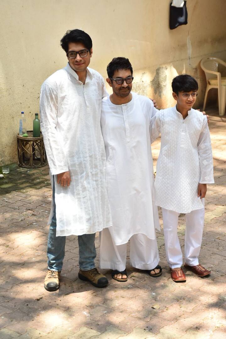 While Aamir and Azad wore white kurta with pajama, Junaid paired his white kurta with jeans.