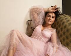 એક સમયે કેમેરા સામે પોઝ નહોતી આપી શકતી આ એક્ટ્રેસ, પછી એક્ટિંગથી દુનિયાને બનાવી દિવાની