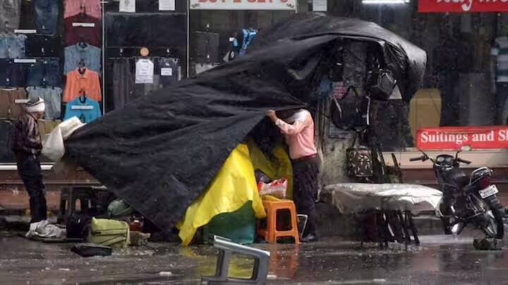 વેધર સેન્ટર જયપુરે જણાવ્યું કે 10-11 એપ્રિલના રોજ અલગ-અલગ સ્થળોએ ગાજવીજ અને હળવો વરસાદ થવાની સંભાવના છે. 12-13 એપ્રિલથી નવા મજબૂત વેસ્ટર્ન ડિસ્ટર્બન્સના સક્રિય થવાને કારણે, રાજ્યમાં વાવાઝોડાની ગતિવિધિઓમાં વધારો થશે.