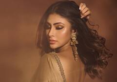 Mouni Roy : ஆப்பிள் பெண்ணே நீ யாரோ? தக தகவென மின்னும் மௌனி ராய்!