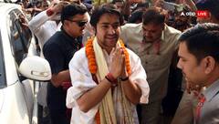 पंडित धीरेंद्र शास्त्री ने लोगों से की वोटिंग की अपील, बोले- 'जो राम के भक्त हैं वही देश पर...'