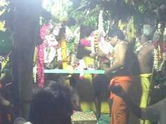 கரூர் முத்து மாரியம்மன் கம்பம், பகவதி அம்மன் கரகம் ஆற்றுக்கு அனுப்பும் நிகழ்வு