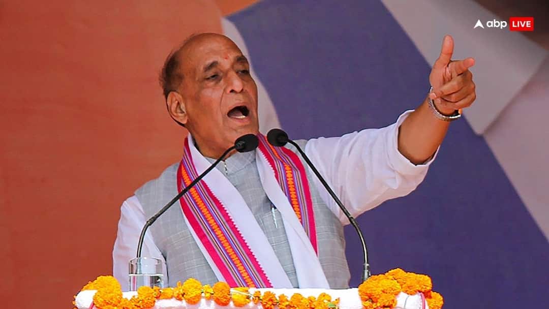 Lok Sabha Elections 2024: ‘मां के अंतिम संस्कार के लिए नहीं मिली थी पैरोल’, तानाशाही के आरोप पर राजनाथ सिंह ने क्यों कहा ये Lok Sabha Elections 2024 Rajnath Singh Remember Emergency Period And hits Out Tanashahi charge says dint get parole for mother last rites Lok Sabha Elections 2024: ‘मां के अंतिम संस्कार के लिए नहीं मिली थी पैरोल’, तानाशाही के आरोप पर राजनाथ सिंह ने क्यों कहा ये