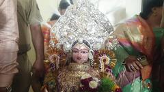 गणगौर माता के श्रृंगार में करोड़ों के सोने-चांदी के जेवरात से सजा कर निकाली जाती है शोभयात्रा