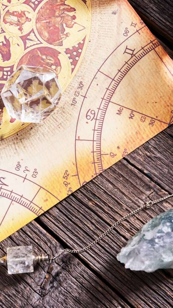 ઘરમાં રાખેલી આ ચીજો લાવે છે દરિદ્રતા