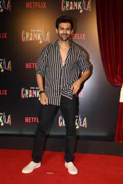 Diljit Dosanjh: ਸਿਰ 'ਤੇ ਲਾਲ ਪੱਗ ਤੇ ਕਾਲਾ ਕੋਟ, 'ਚਮਕੀਲਾ' ਦੀ ਸਕ੍ਰੀਨਿੰਗ 'ਚ ਦਿਲਜੀਤ ਦੋਸਾਂਝ ਦਾ ਸ਼ਾਹੀ ਅੰਦਾਜ਼, ਫੈਨਜ਼ ਬੋਲੇ- 'ਸੋਹਣਾ ਸਰਦਾਰ'