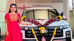 गुढीपाडव्याच्या शुभ मुहूर्तावर प्राजक्ताने विकत घेतली नवीकोरी कार; पाहा फोटो!