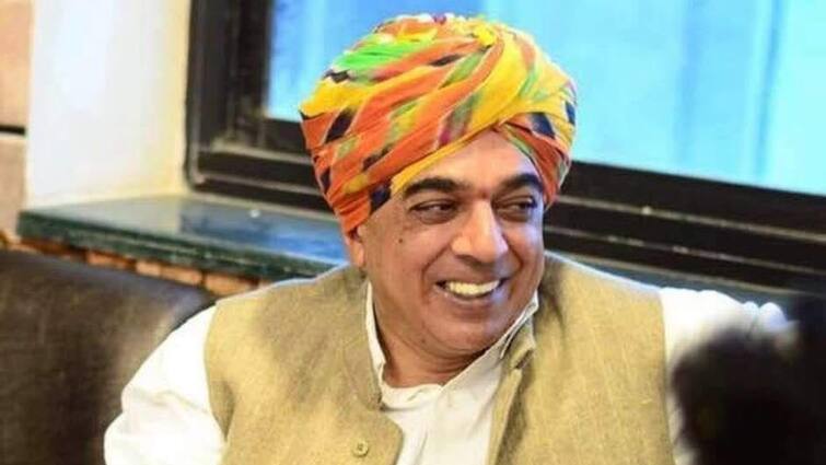 राजस्थान में कांग्रेस को झटका, पीएम मोदी के मंच पर नजर आए जसवंत सिंह के बेटे मानवेंद्र सिंह Manvendra Singh Son of Jaswant Singh Joins BJP Again Attends PM Modi Rally राजस्थान में कांग्रेस को झटका, पीएम मोदी के मंच पर नजर आए जसवंत सिंह के बेटे मानवेंद्र सिंह