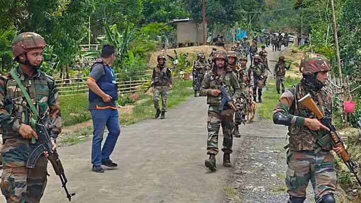 manipur-violence-firing-between-manipur-police-village-volunteers-and-unknown-gunfighters-one-injured Manipur Violence: લોકસભા ચૂંટણી પહેલા મણિપુરમાં ફરી હિંસા, અંધાધૂંધ ફાયરિંગ