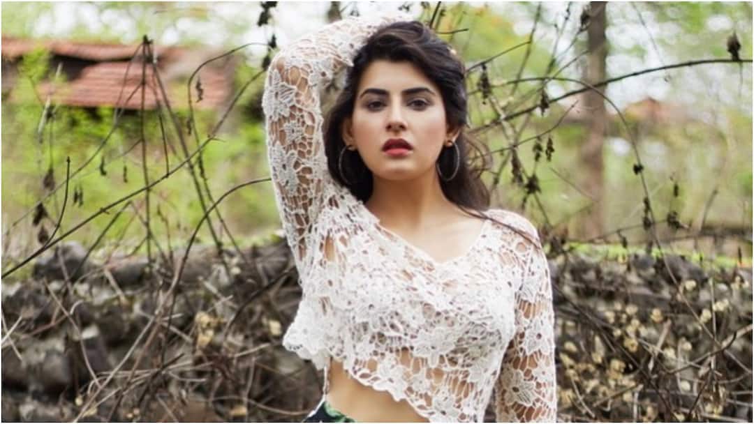 Actress Archana Shastry Shocikng comments about intimate scenes in recent interview Archana Shastry: రొమాంటిక్ సీన్స్ చేస్తున్నప్పుడు అలా ఫీల్ అవుతా, ఆ హీరోతో అలా అనిపించలేదు: నటి అర్జన