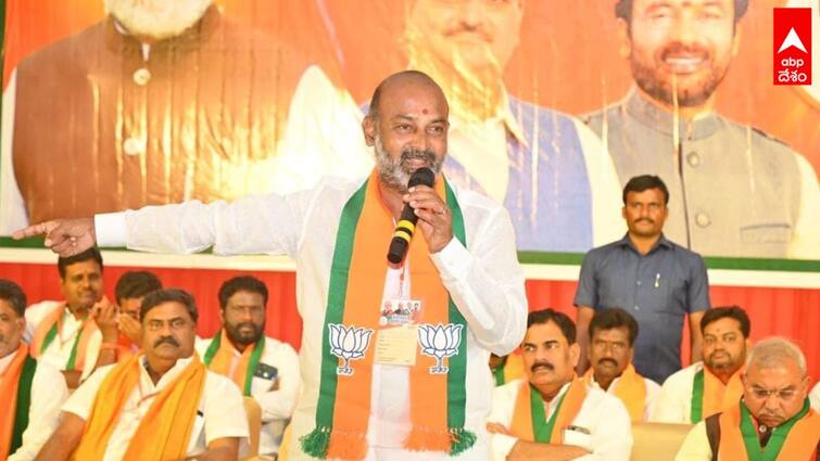 Bandi Sanjay Confident over NDA win 400 seats in Loksabha Elections 2024 Bandi Sanjay: ఐపీఎల్ కప్ బీజేపీదే, కాంగ్రెస్‌కు ప్లేయర్స్ కూడా దొరకడం లేదు: బండి సంజయ్ హాట్ కామెంట్స్