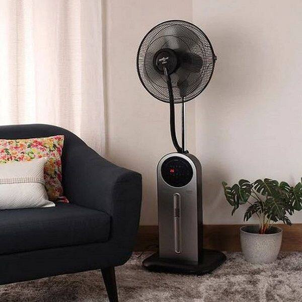 Usha Aerolux Neibla Mist Pedestal Fan: ਇਹ ਪੱਖਾ ਡਿਜ਼ਾਈਨ ਸਮੇਤ ਹਰ ਪੱਖ ਤੋਂ ਸਭ ਤੋਂ ਵਧੀਆ ਵਿਕਲਪ ਸਾਬਤ ਹੈ। ਜਿਵੇਂ ਹੀ ਤੁਸੀਂ ਇਸਨੂੰ ਚਾਲੂ ਕਰਦੇ ਹੋ, ਪਾਣੀ ਦੀ ਇੱਕ ਸਪਰੇਅ ਆਉਂਦੀ ਹੈ ਨਾਲ ਹੀ ਇਸ ਦੀ ਹਵਾ ਵੀ ਕਾਫੀ ਠੰਡੀ ਹੋ ਜਾਂਦੀ ਹੈ।