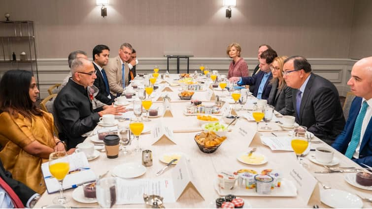 Foreign secretary Kwatra meets US officials, reviews progress of global strategic partnership Foreign Secy Vinay Kwatra Meets Key US Officials, Reviews Defence & Tech Partnership